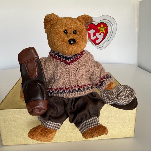 Vintage Ty Beanie Baby “Fuzz” the bear with RARE complete Unipak Golfers outfit - Picture 3 of 12